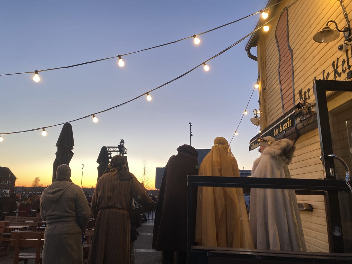 FOMO.11: From West Coast to Iran, Kosovo and Oulu